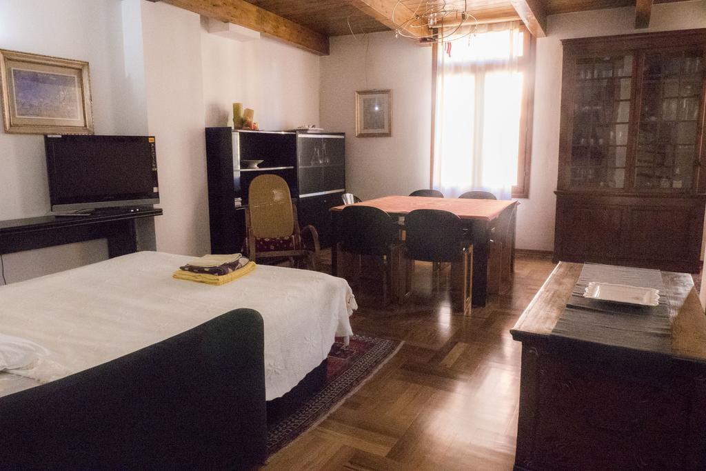 Casa Bella Pratello Lägenhet Bologna Exteriör bild